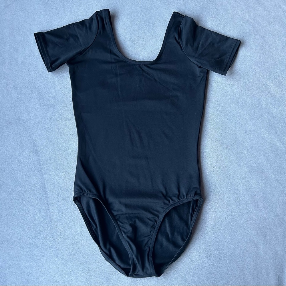 Mondor ~ Short Sleeve Leotard Bodysuit ~ Women’s Size Medium ~ Black